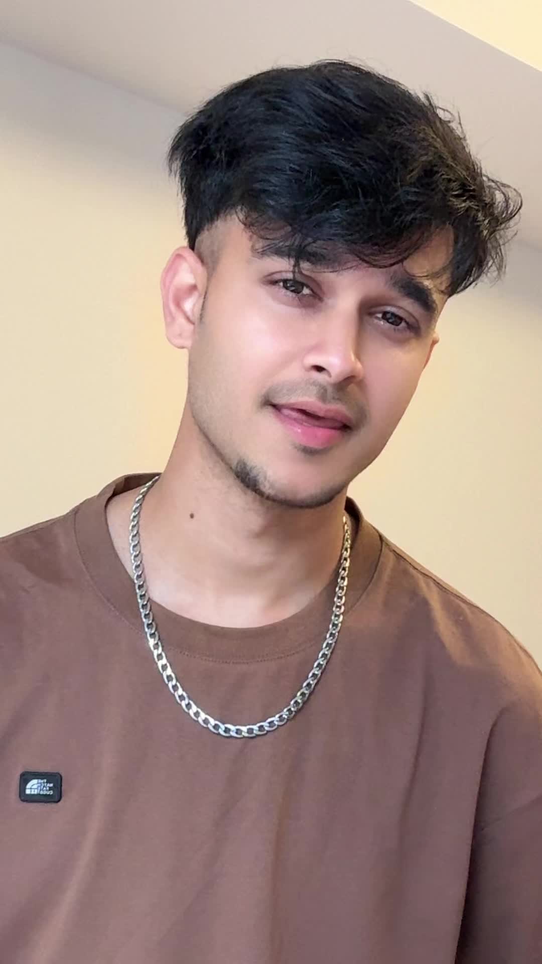 @Mr_bhatt🎭