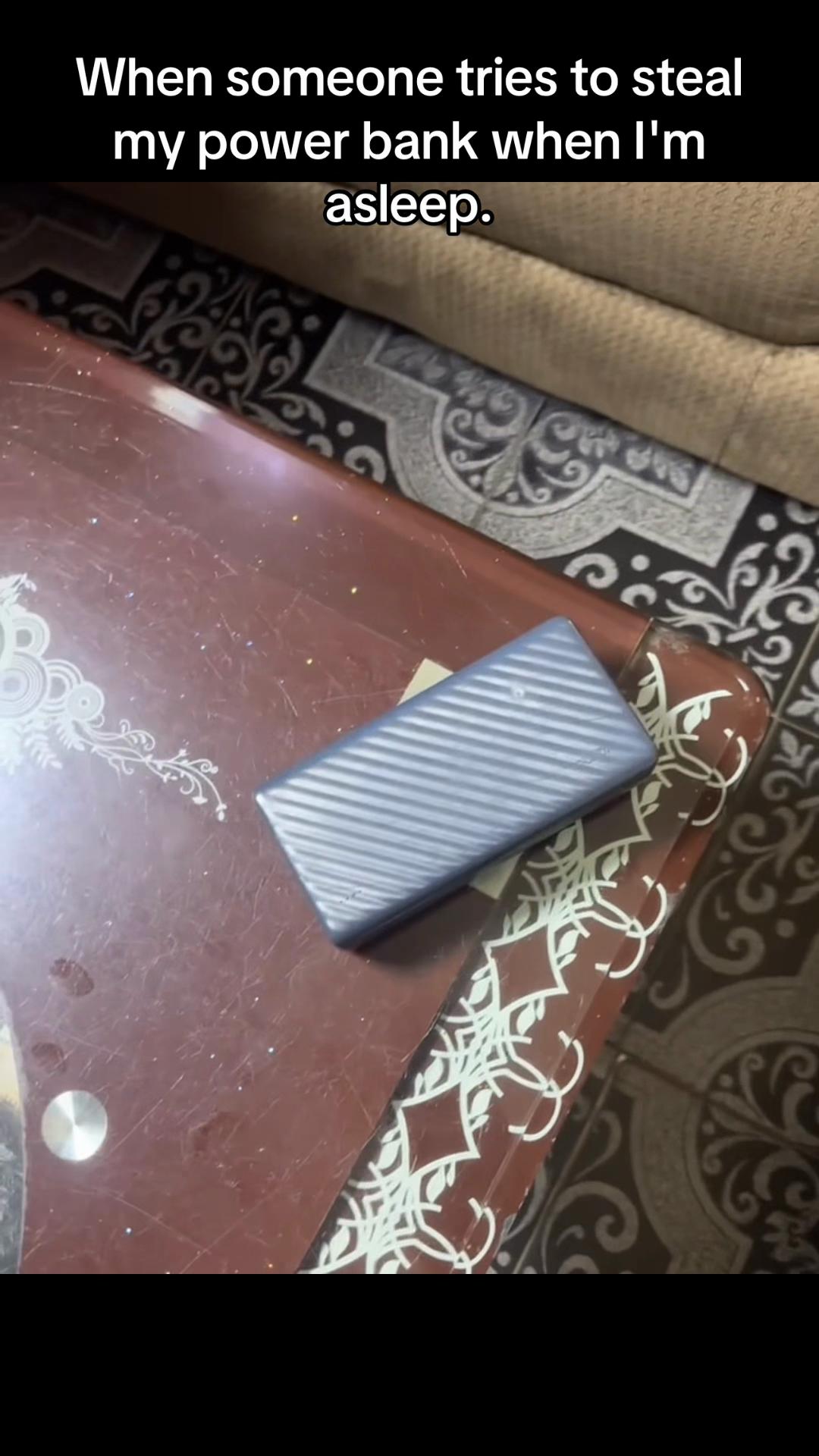 @AH_BUZOR 😈🚩