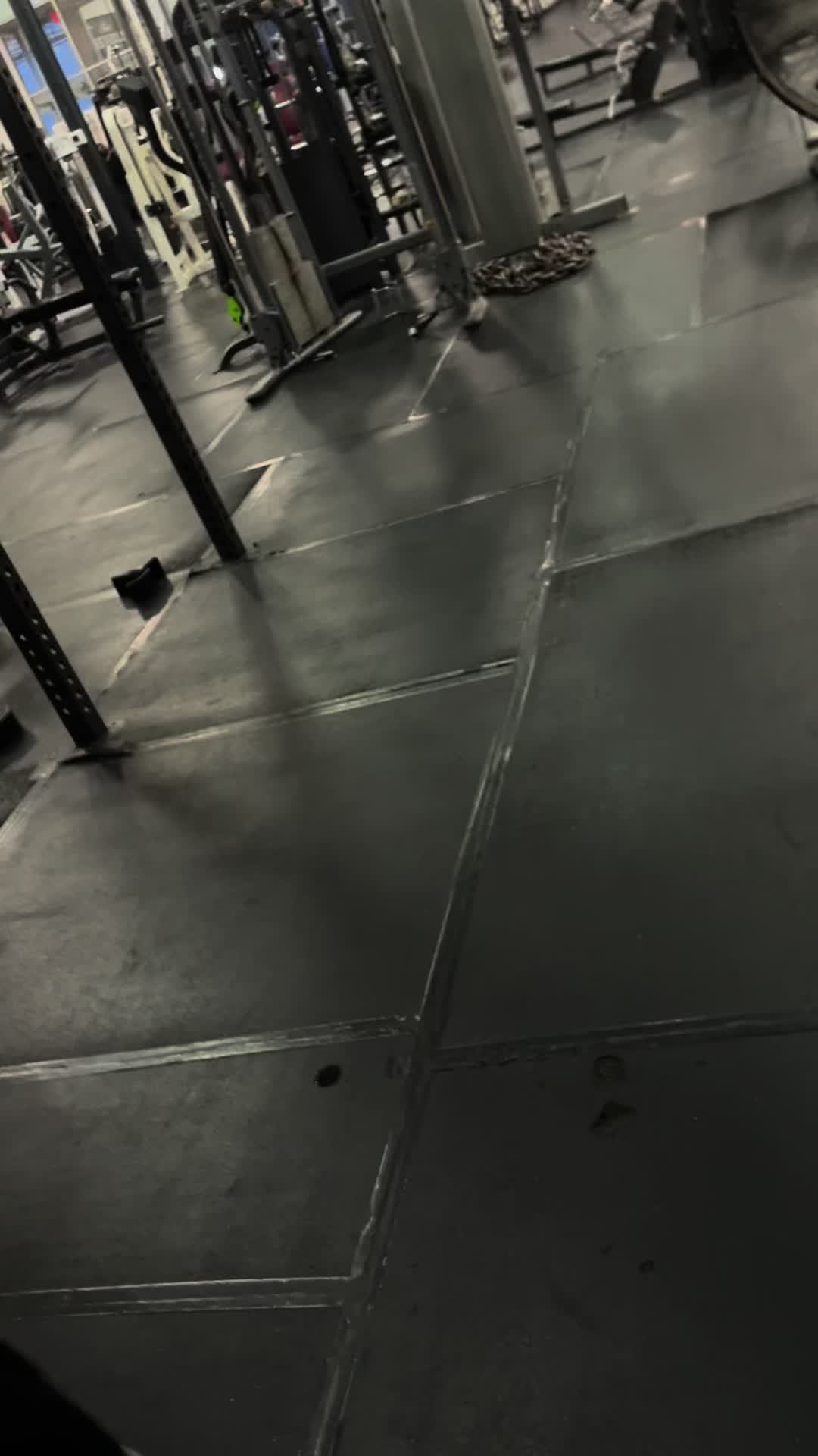 @shurt.lifts