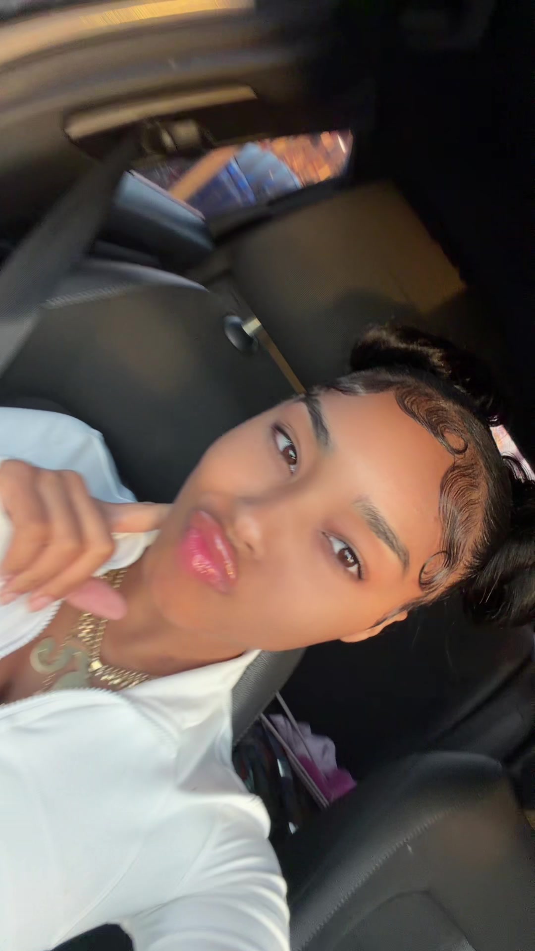 @Barbie 🦄