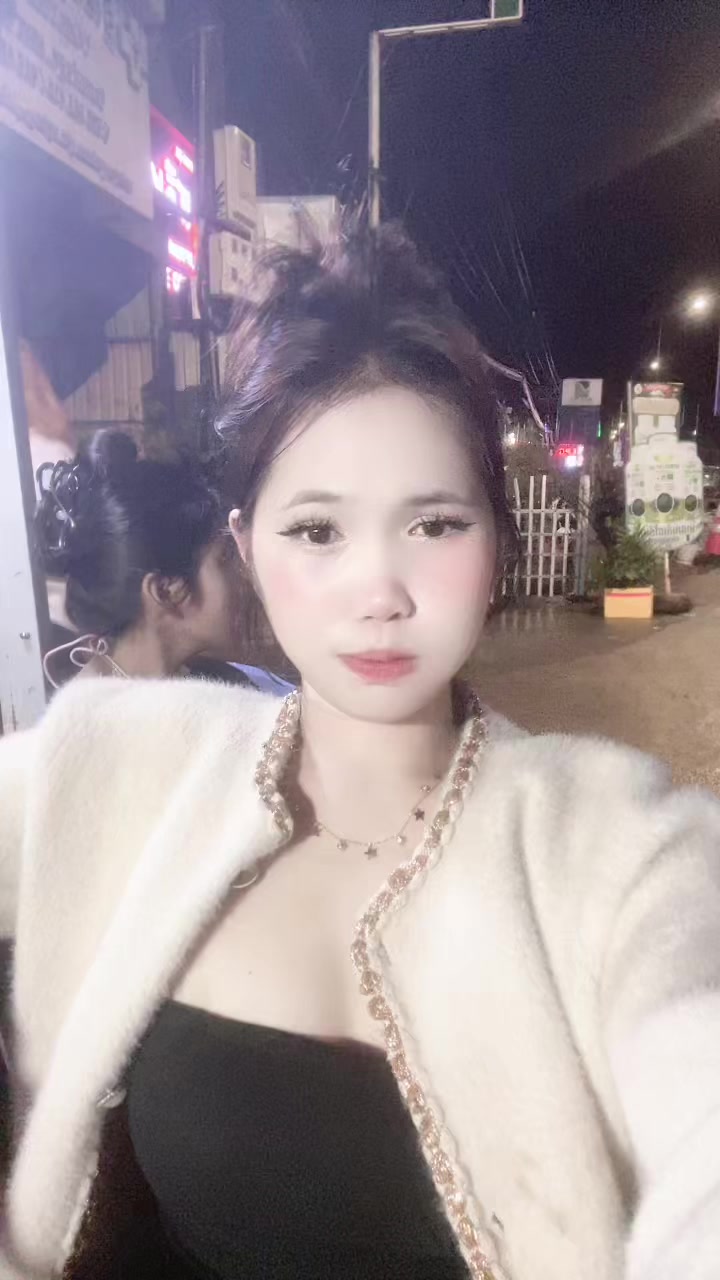 @Lyya