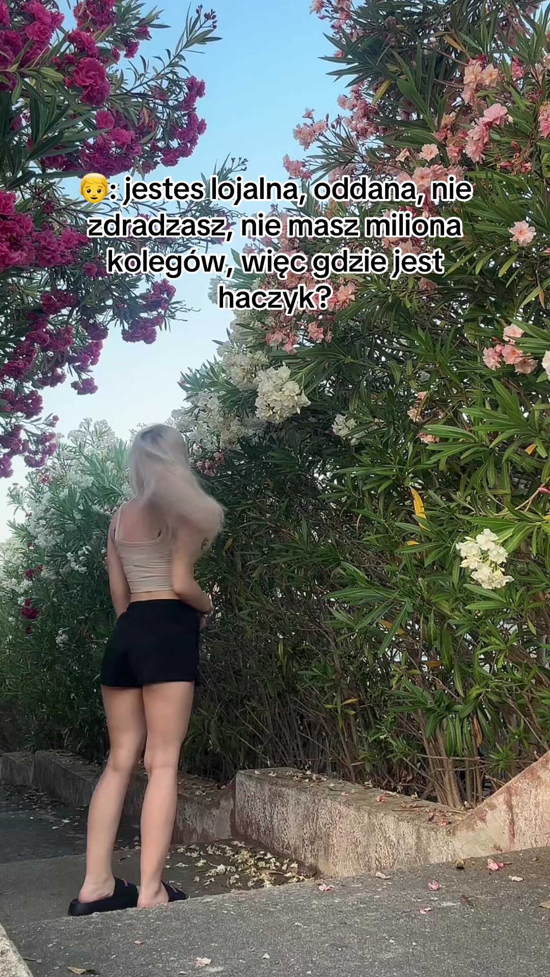@a.apoloniaaa