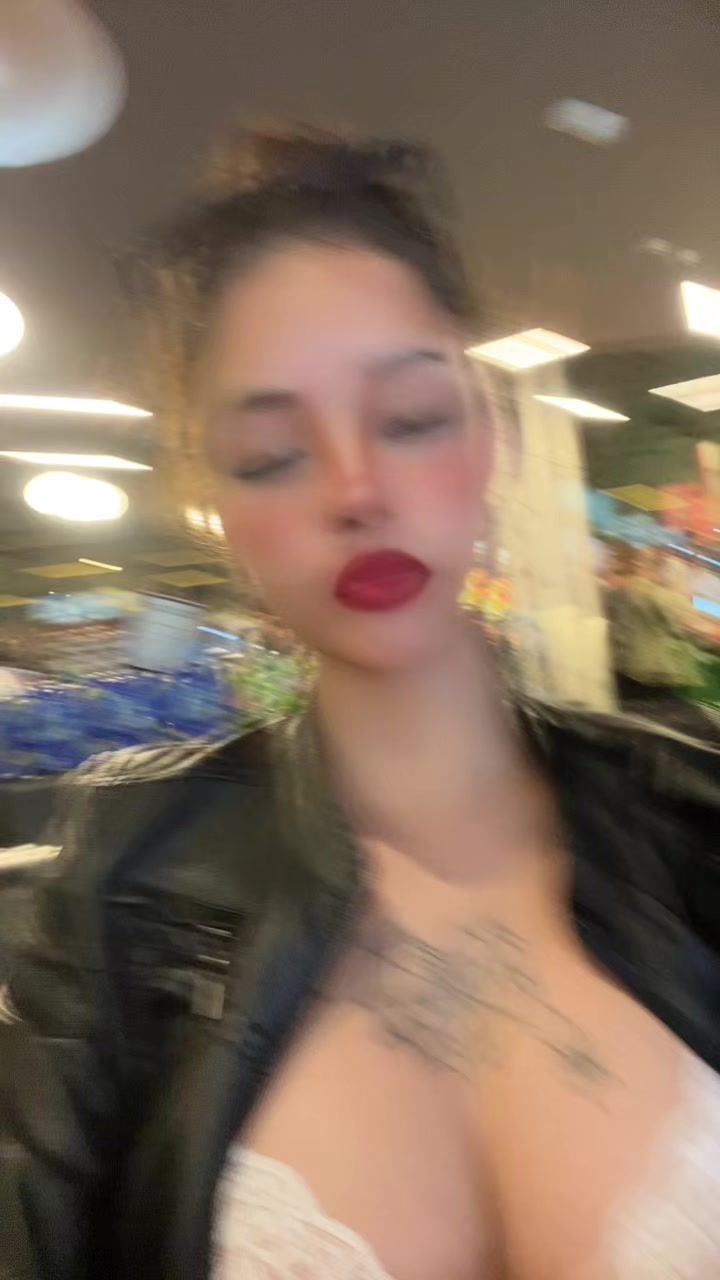 @karelyscastro4