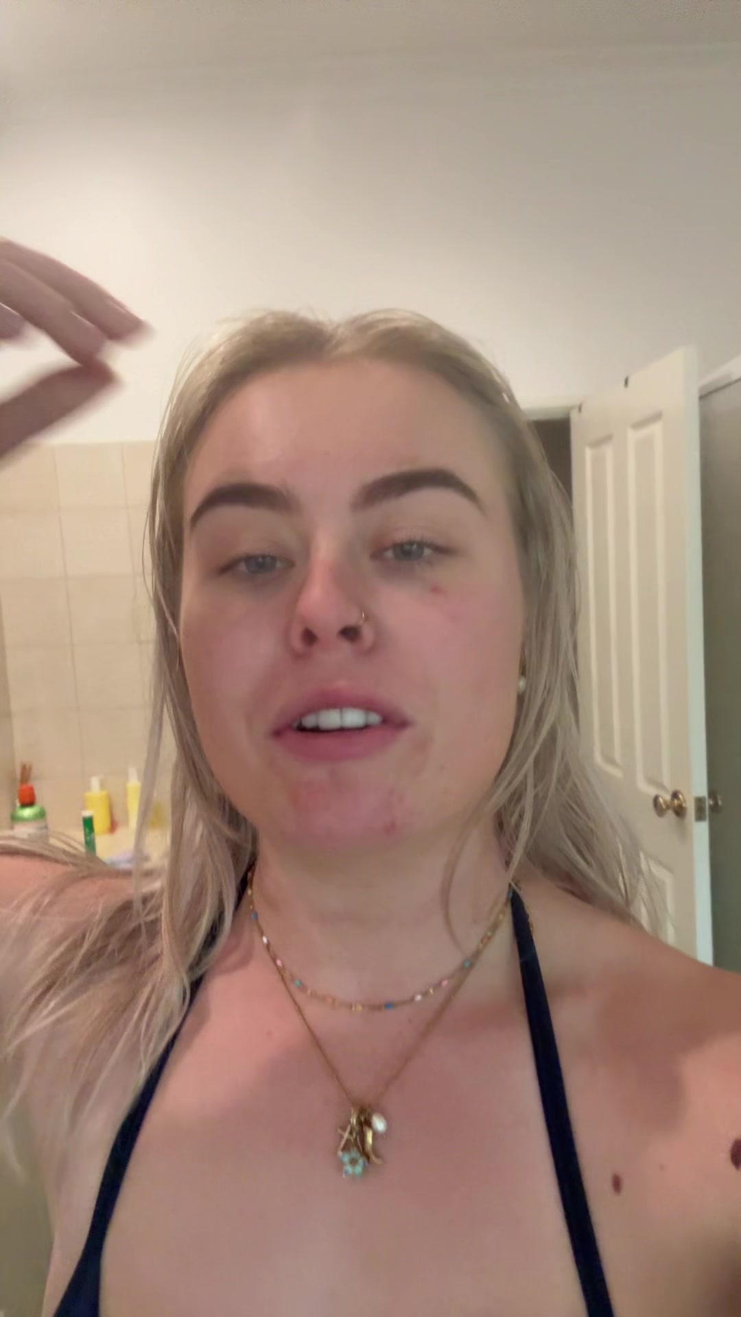 @dumbblonde