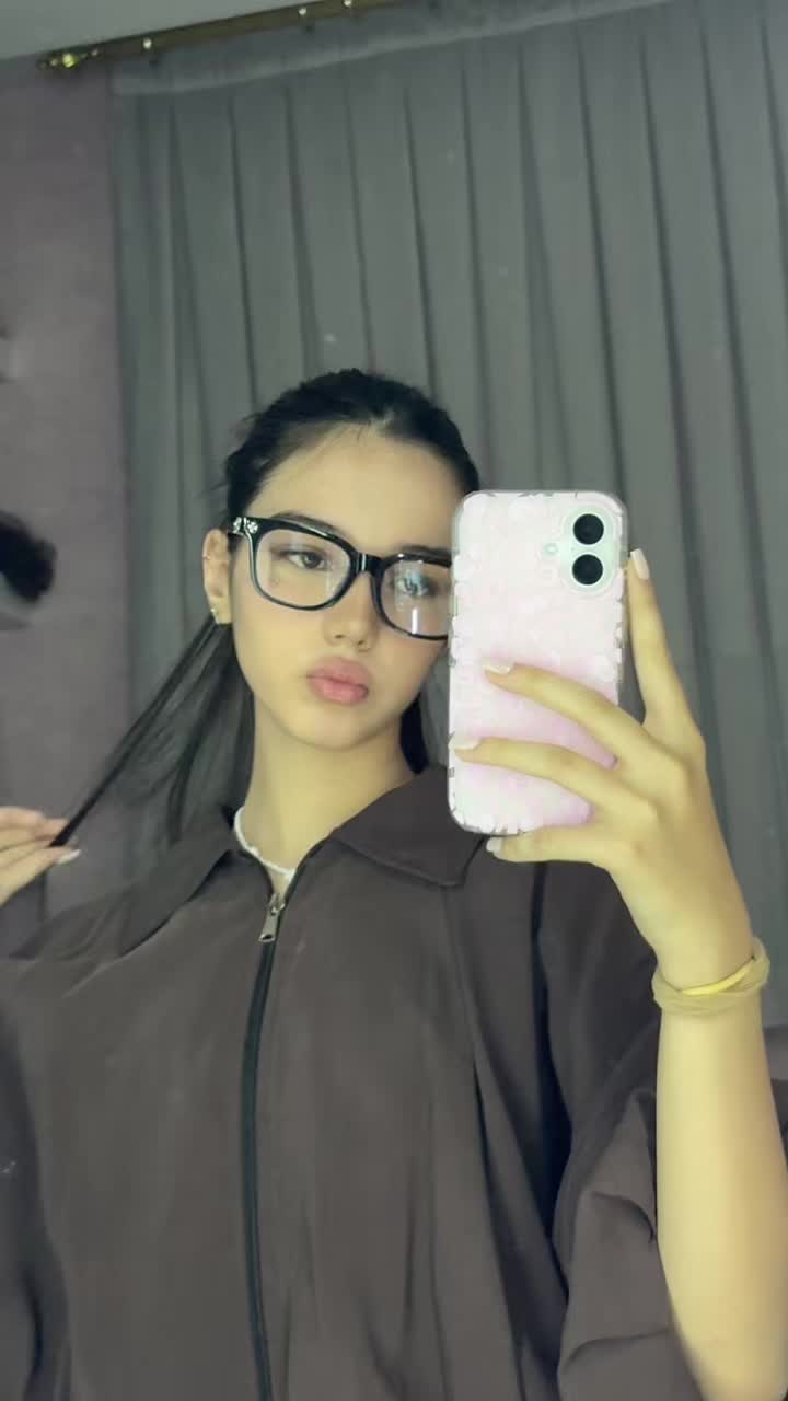 @𝘁𝗮𝗻𝗮𝘇