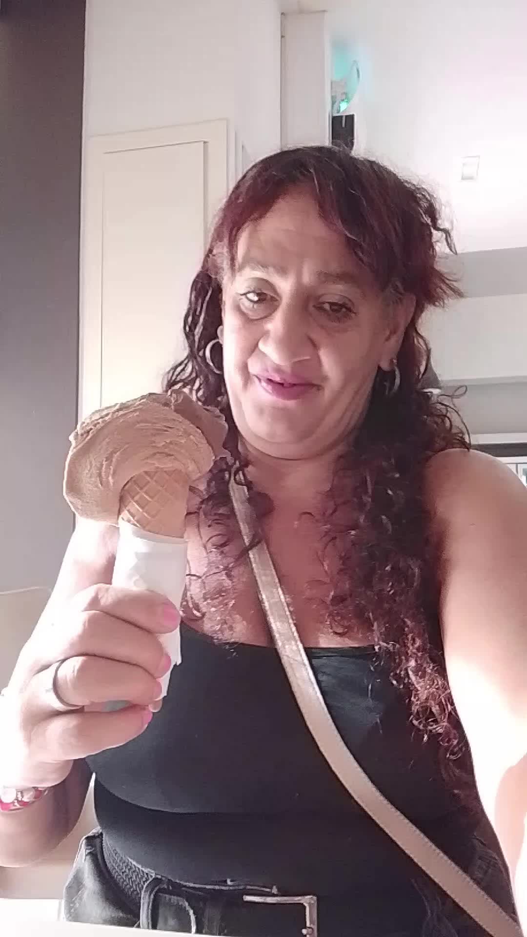 @mirellacarchidi10