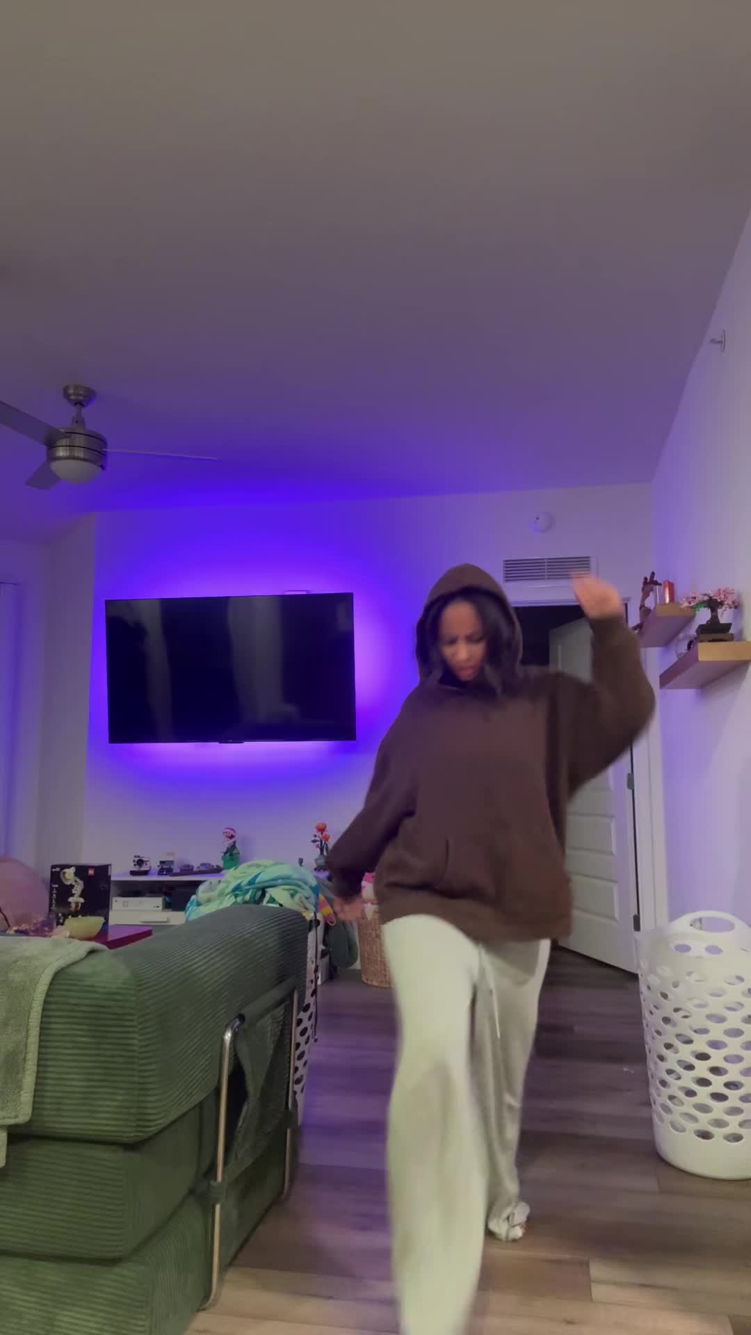 @Tay