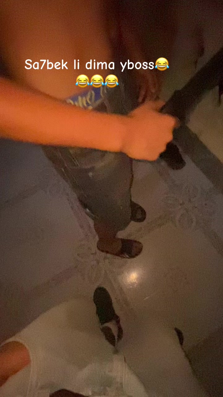 @🎭