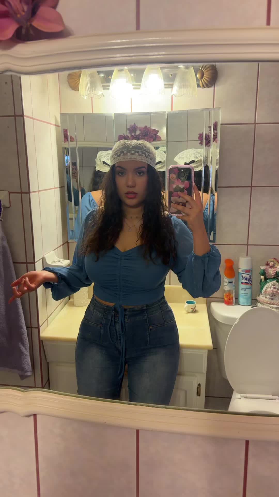 @Alwaysscarlette