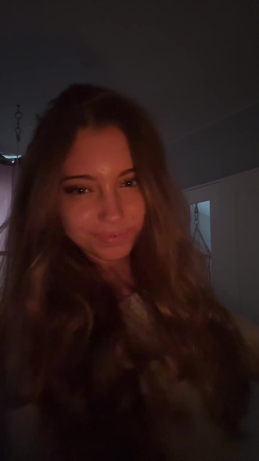 @antosikk_