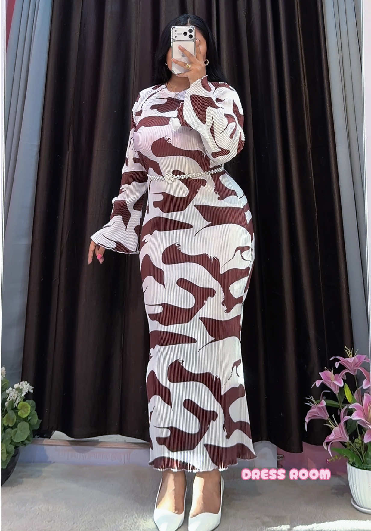 @Dress_Room_Official