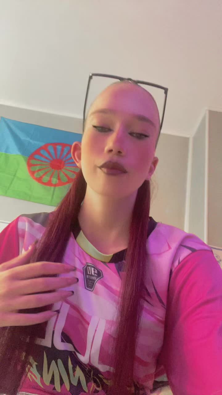 @🦔🇮🇹l italiennechanteuse🇮🇹