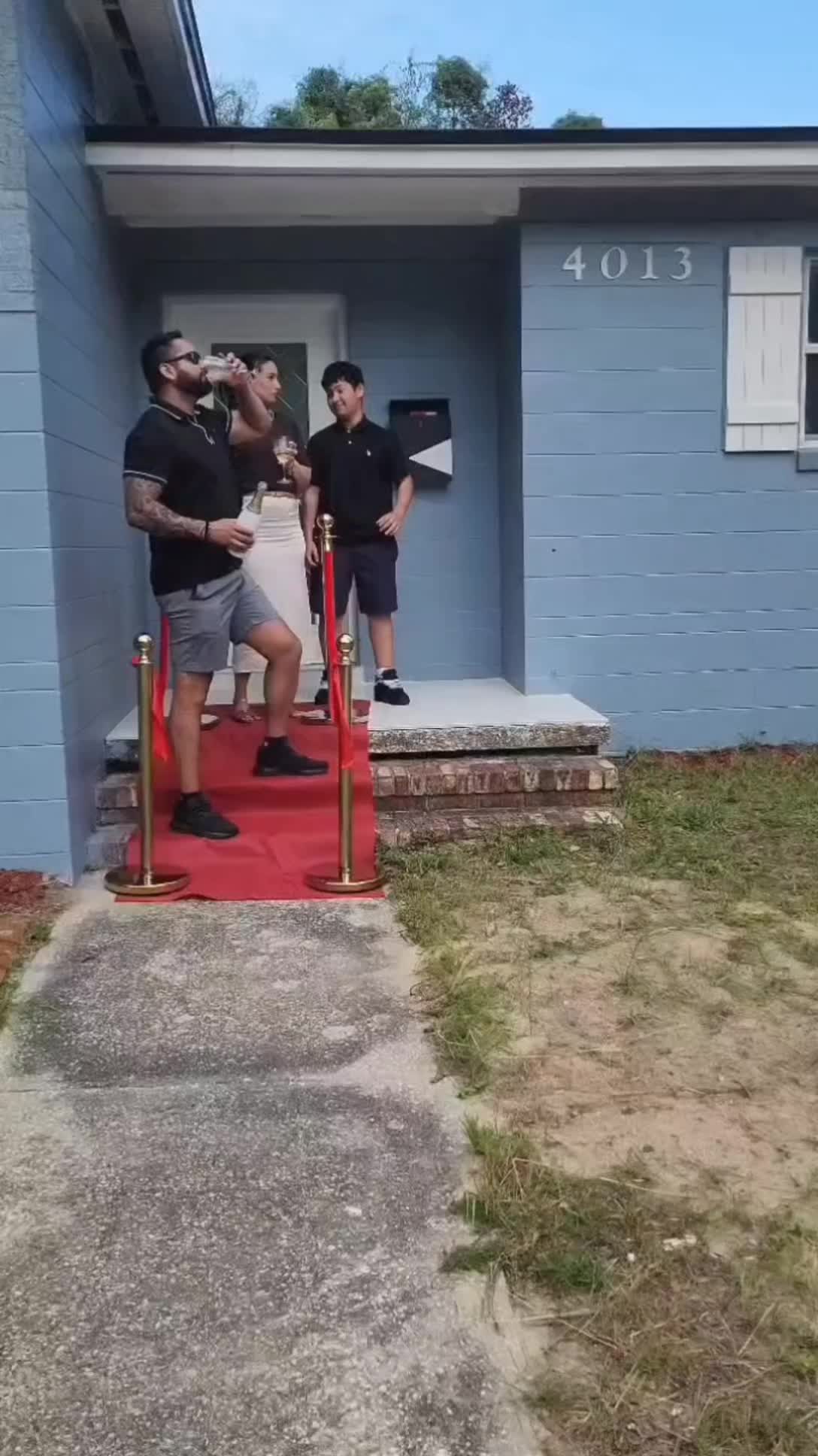 @Notijax