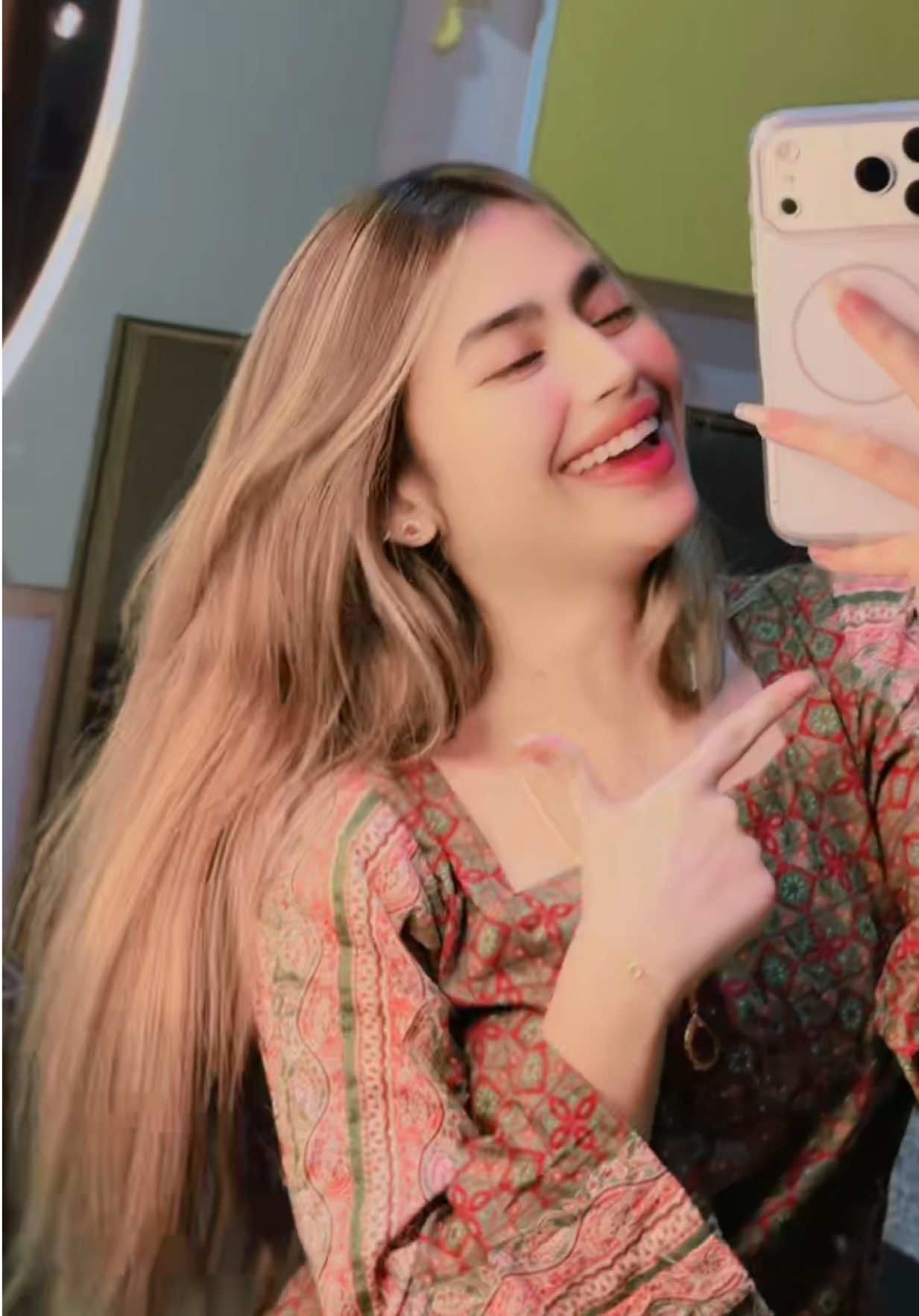 @♥️Kaînat Malîk♥️