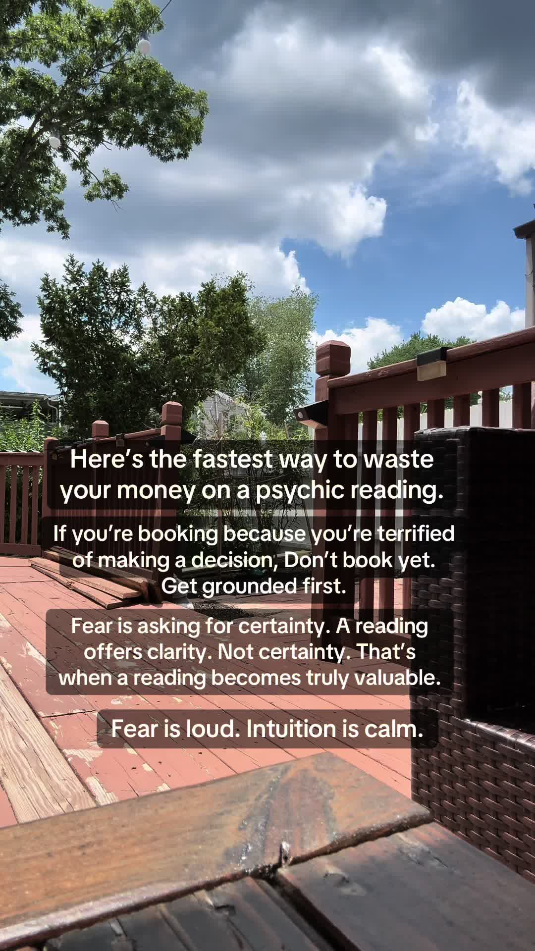 @Leslie Lydon | Psychic Medium