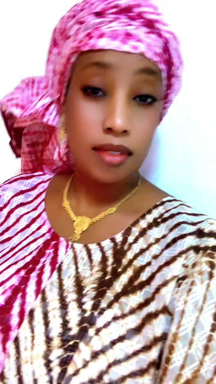 @halima_ba