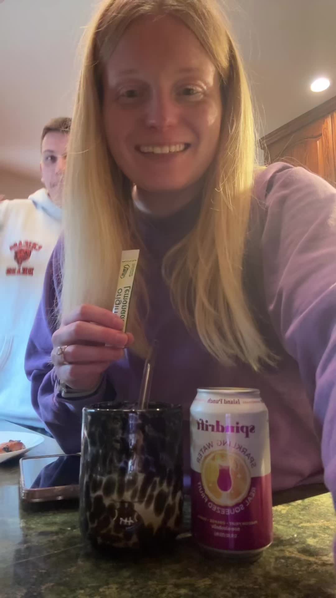 @kikifarrow