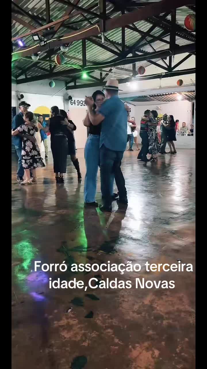 @Empresária_Angela