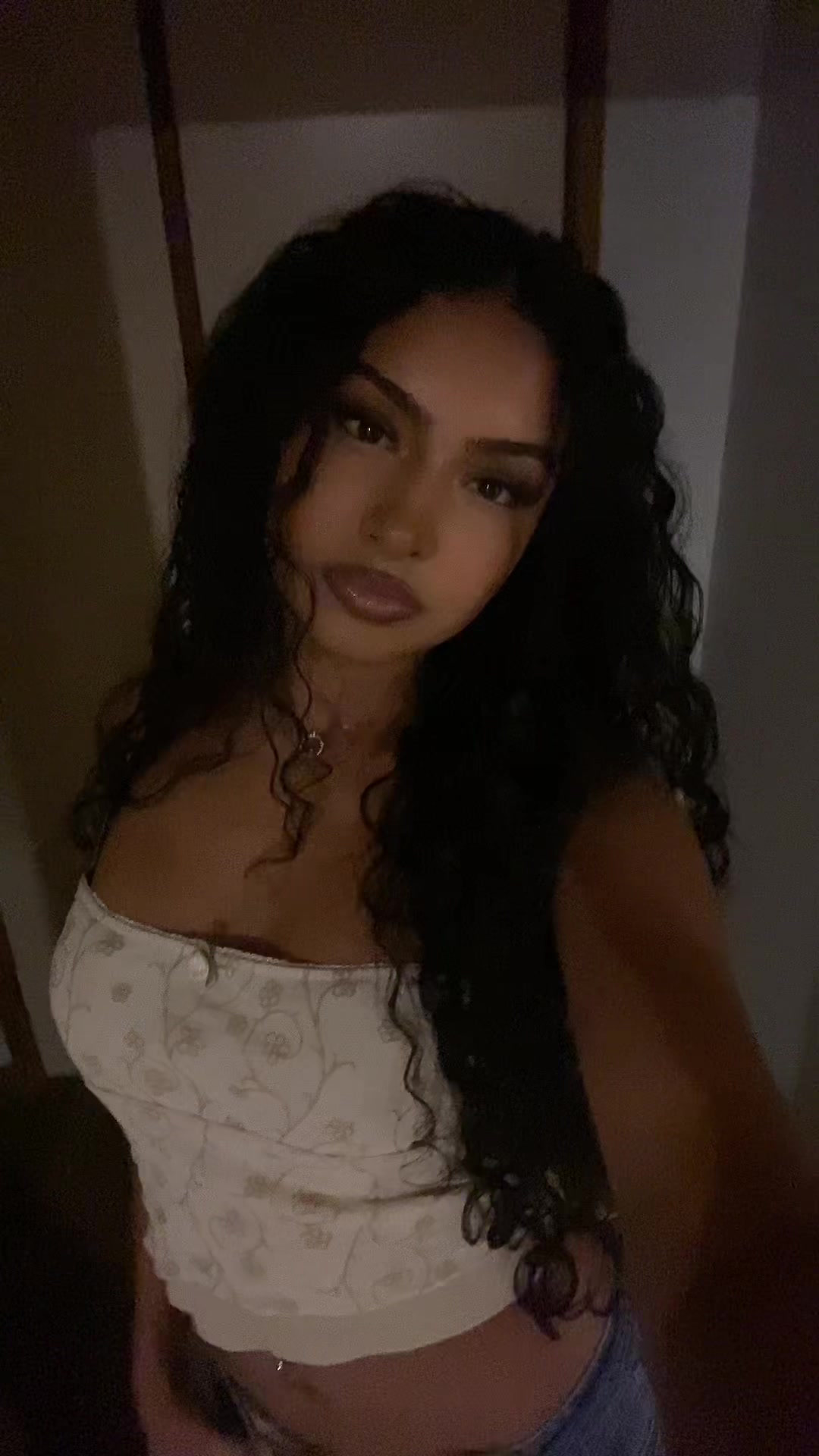 @ELLA-JANE