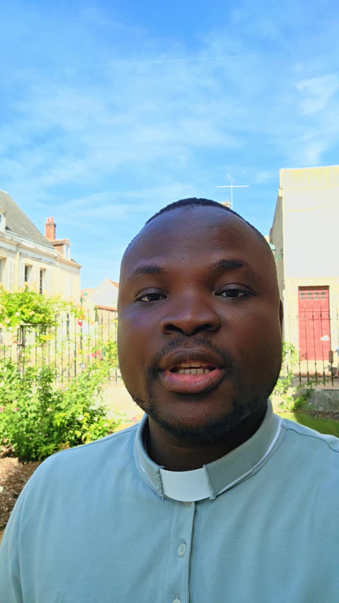 @Padre Précieux 🇨🇵🇻🇦