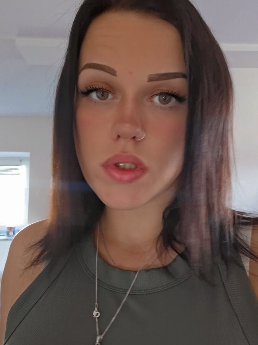 @Zoe
