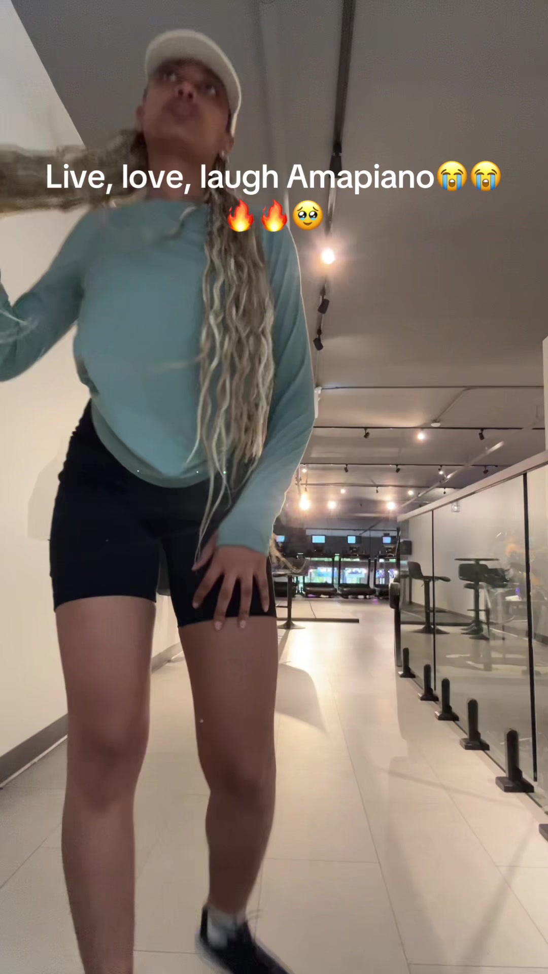@🅿️ETIT WAIST!😝🌶️