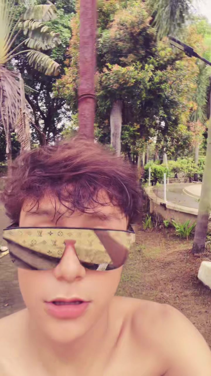 @clrnzcrrd_ on ig