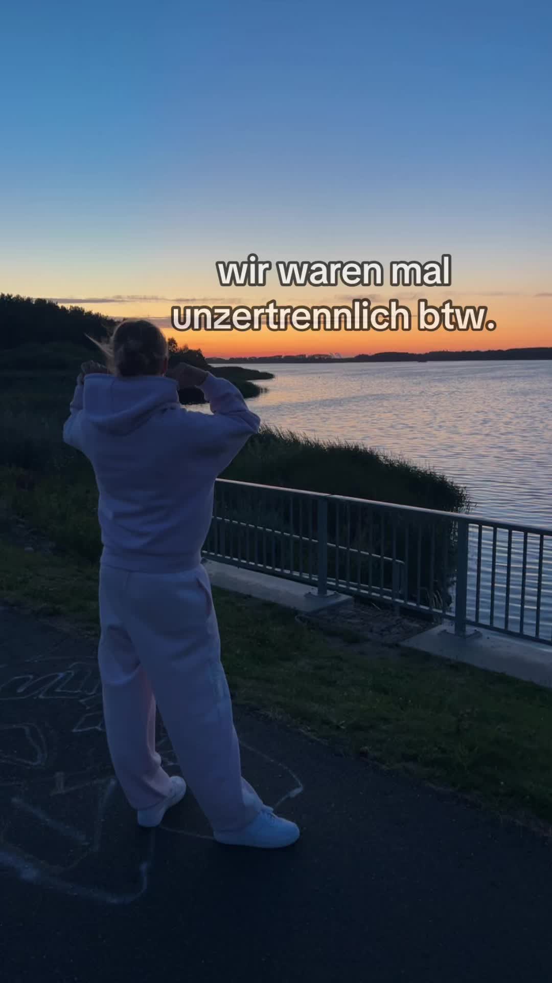 @J E N N Y
