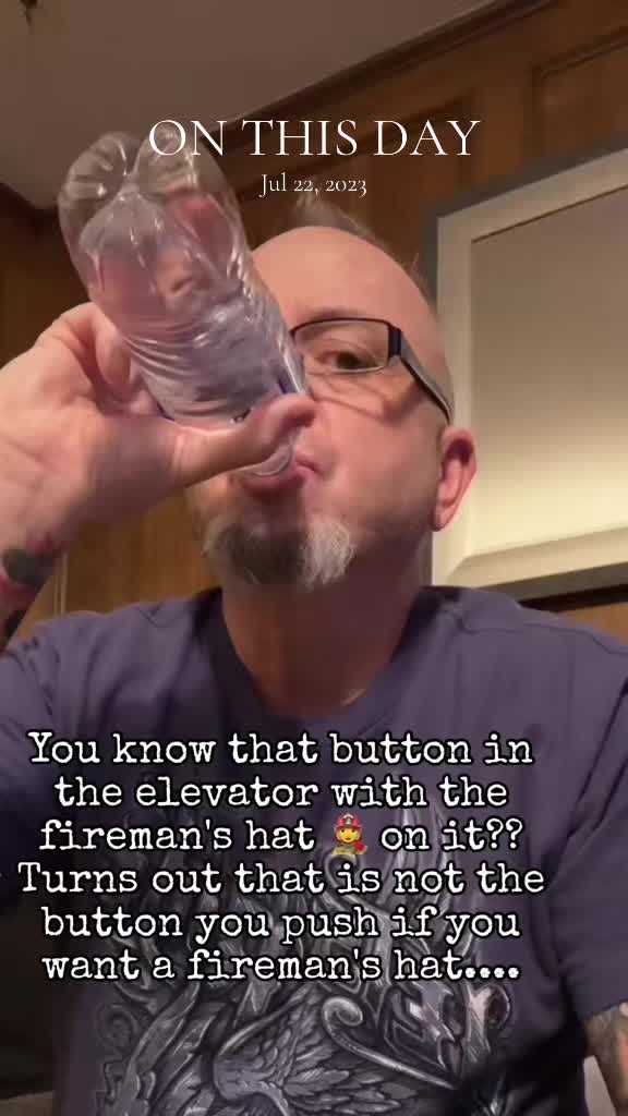 @JustJohn