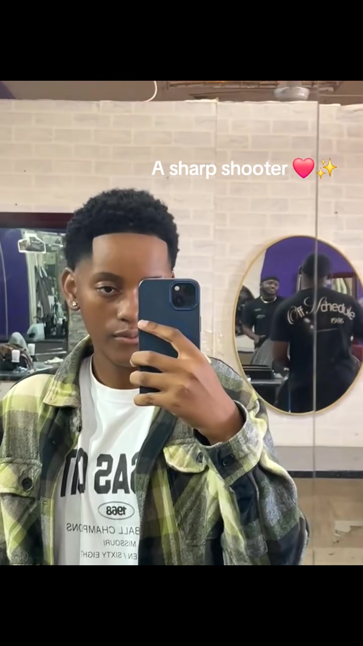 @F🌟