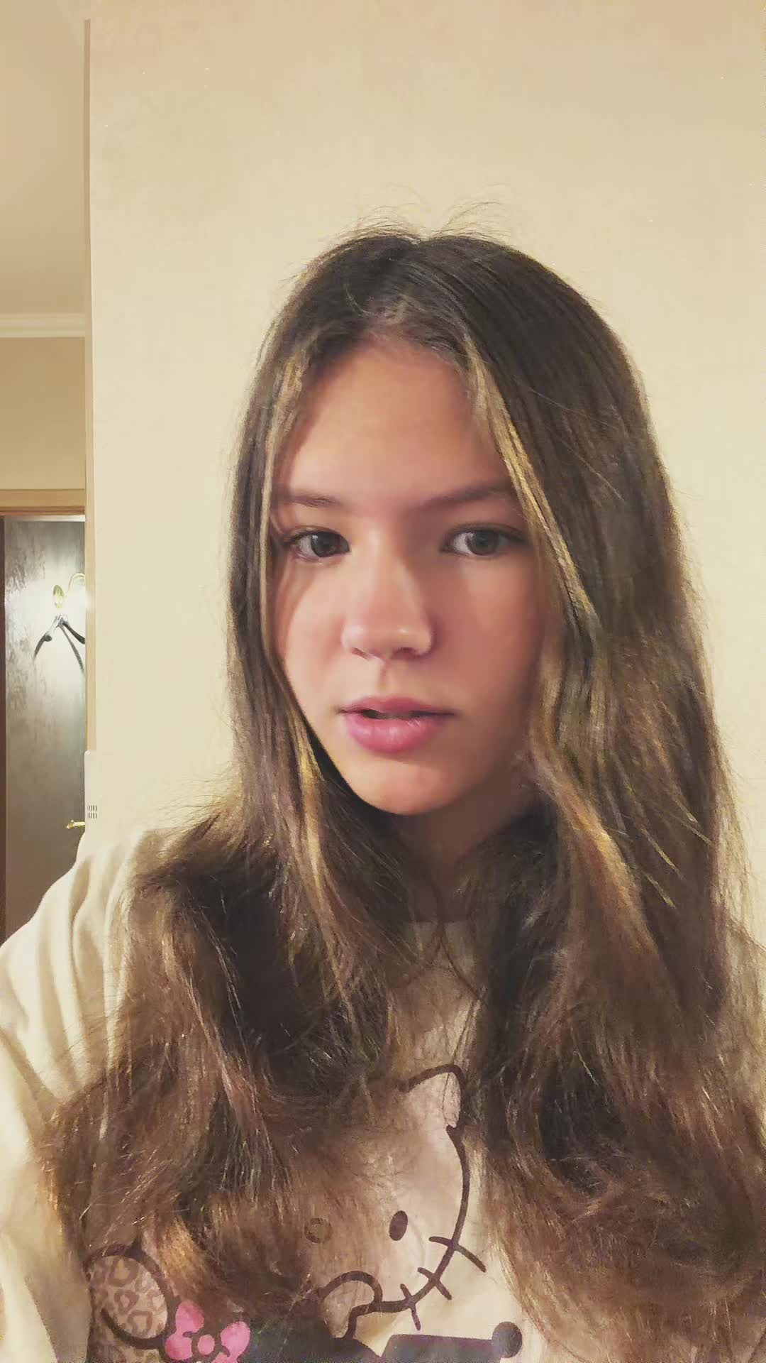 @настя🪽