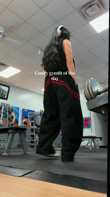 @LyssaLeedleLee