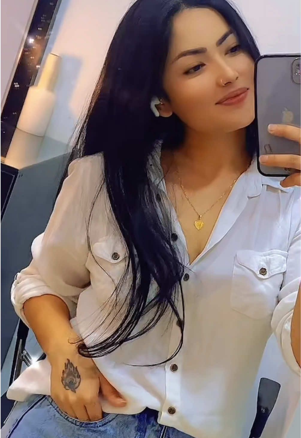 @👑 𝐙𝐨𝐲𝐞𝐥 𝐂𝐥𝐚𝐫𝐚 👑