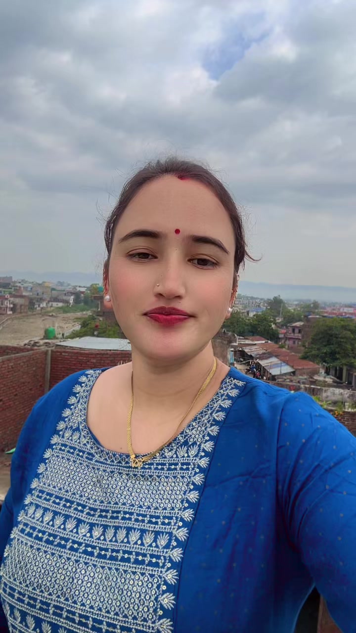 @NISHA OLI❤️