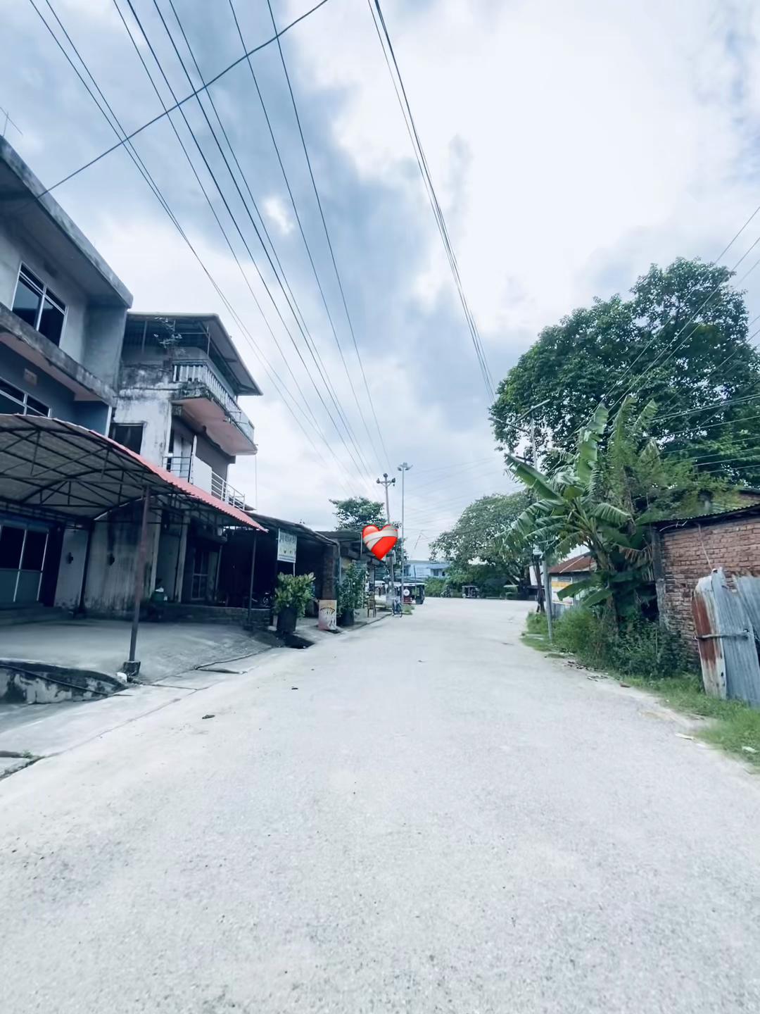 @Sujal.!🖤