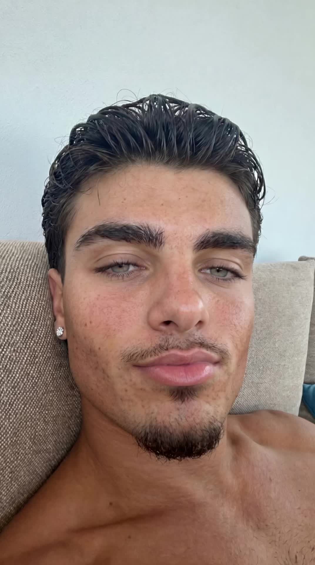 @Nando