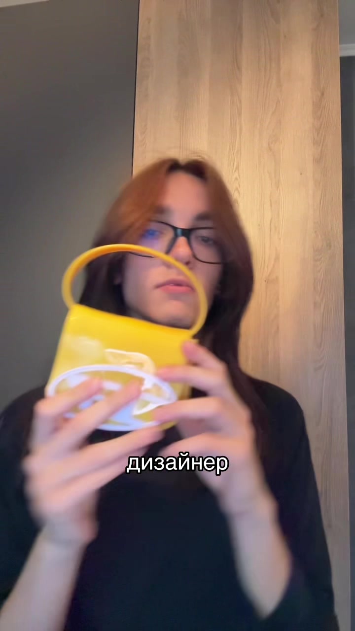 @макс котенко
