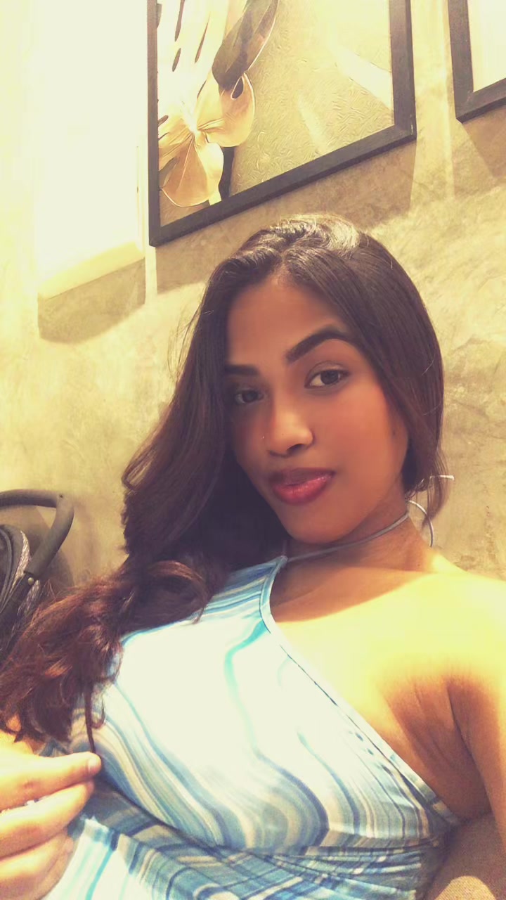 @Julia Vict&oacute;ria