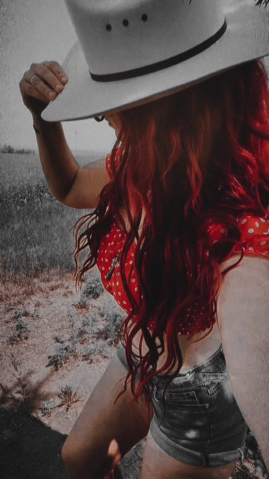 @RedHairedGypsy