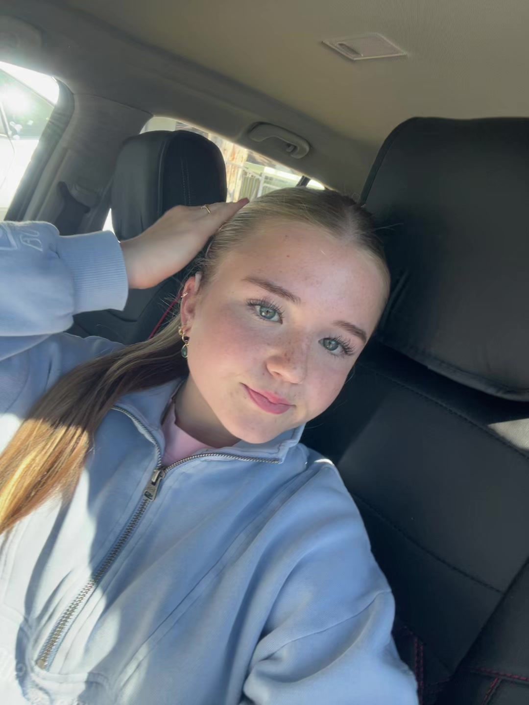 @zoe.elliss