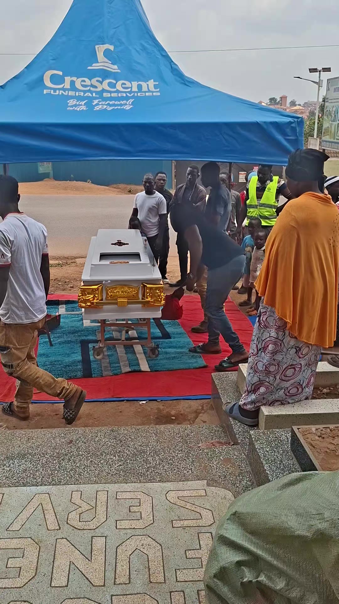 @Crescent funeral service
