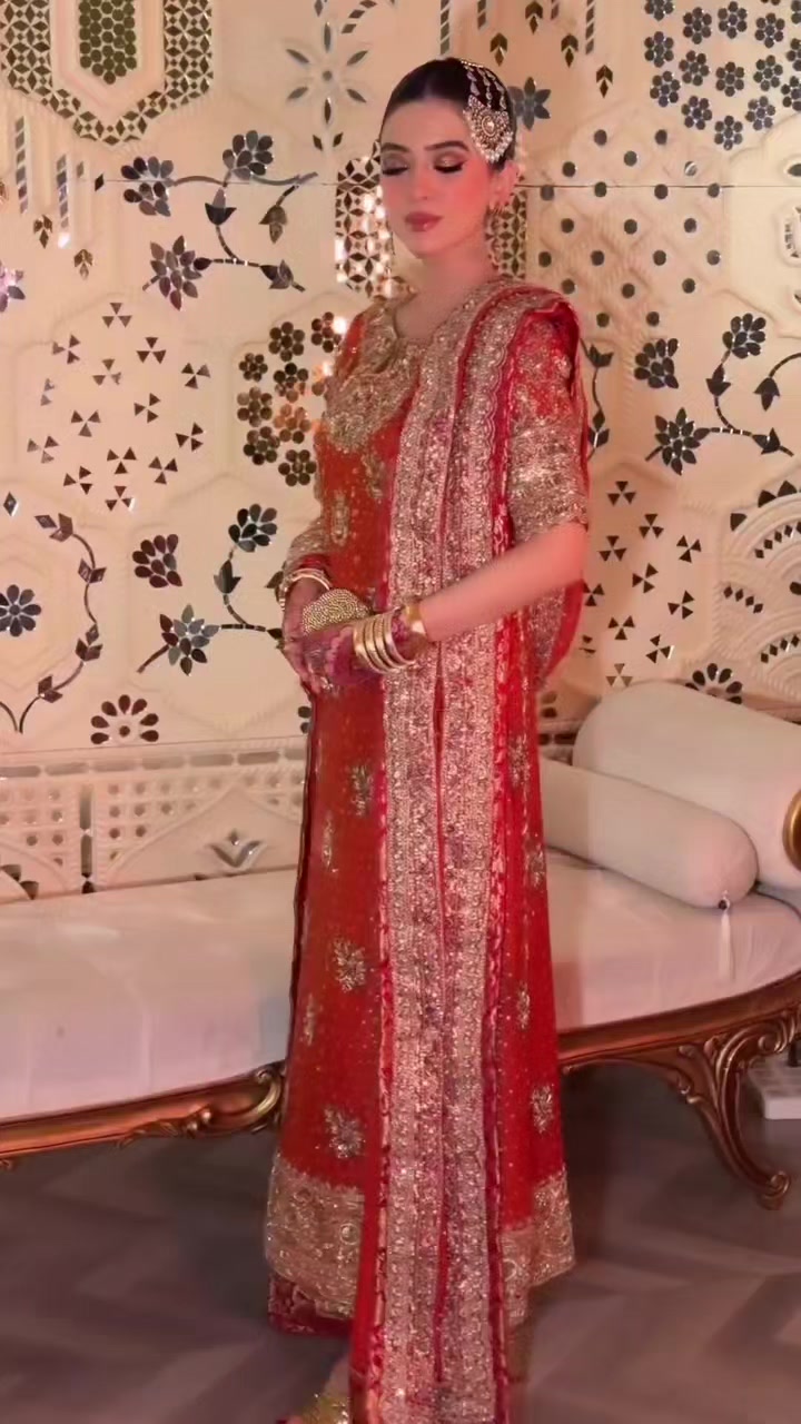 @bridal_house