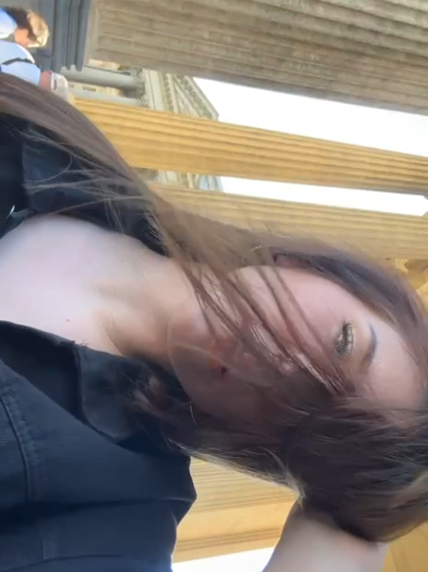 @🤍