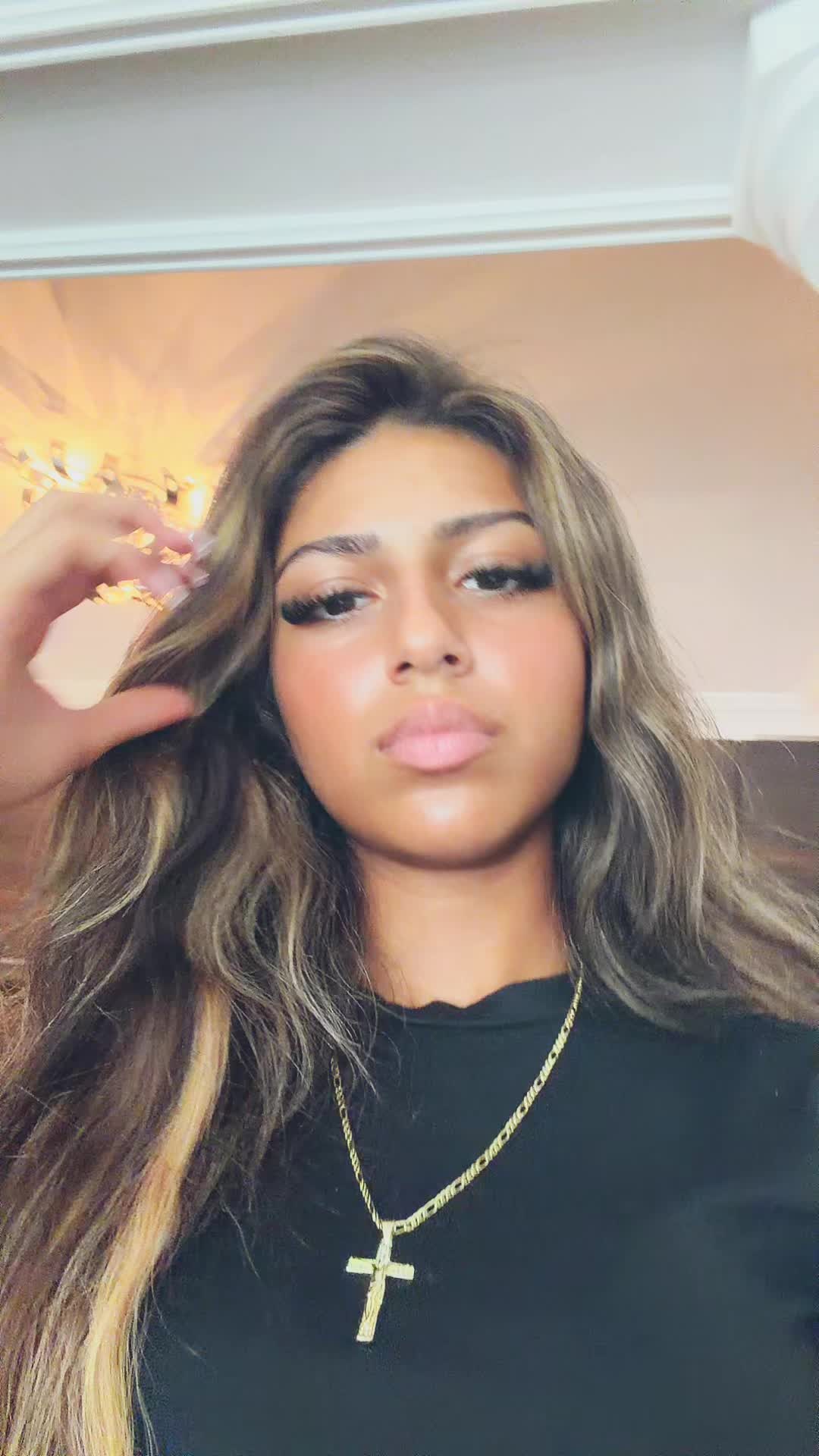 @LiveTina250k