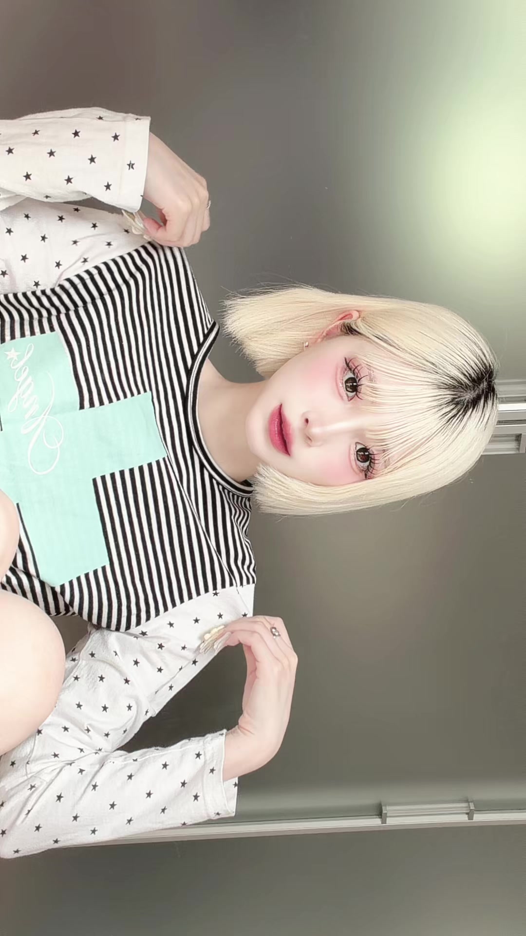 @るい