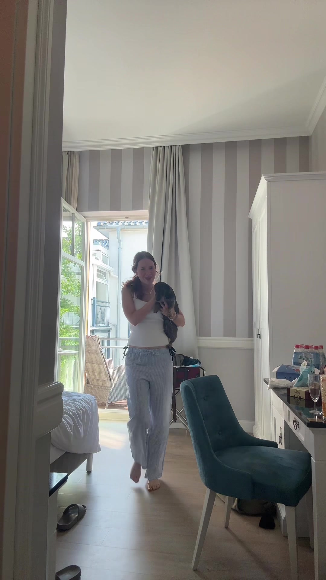 @neonina