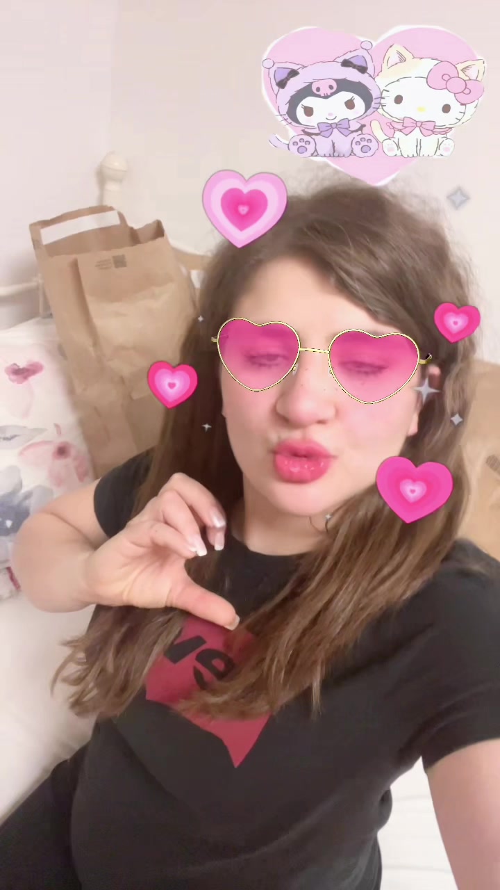 @Bezerzis Christina