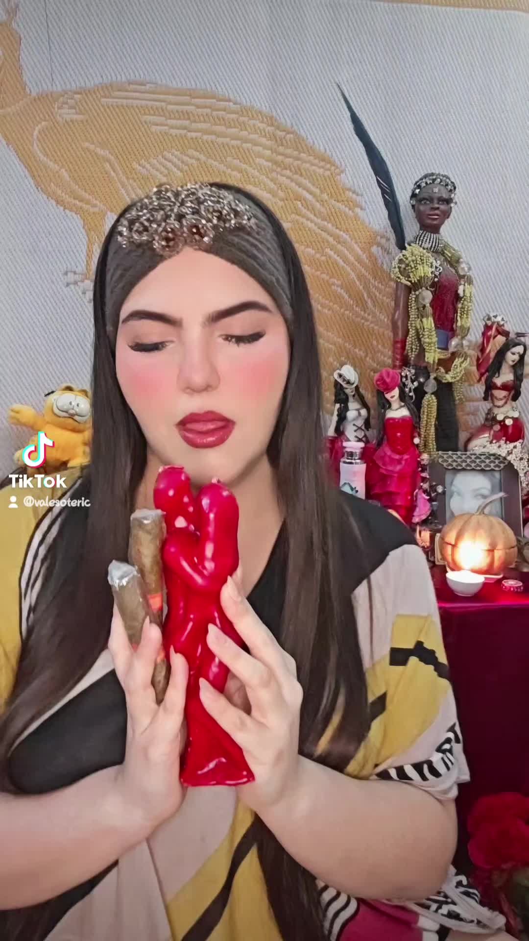 @Valesoteric
