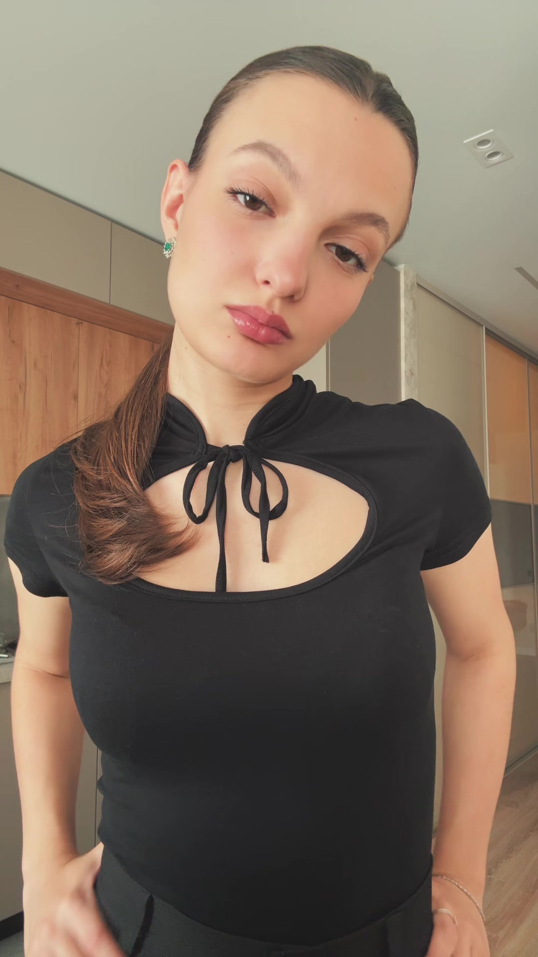@krhva_