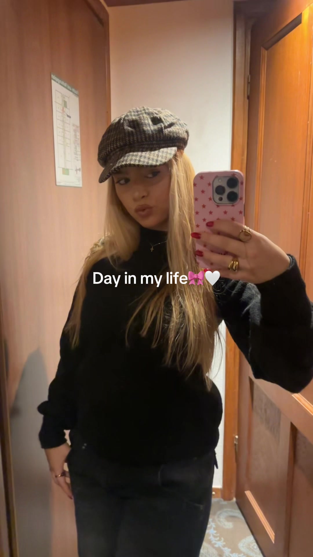 @simoneesmee